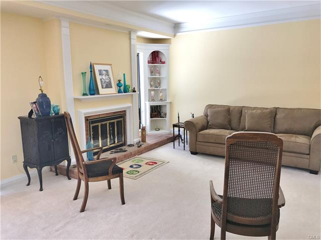 753 Heritage Village, Southbury, CT 06488