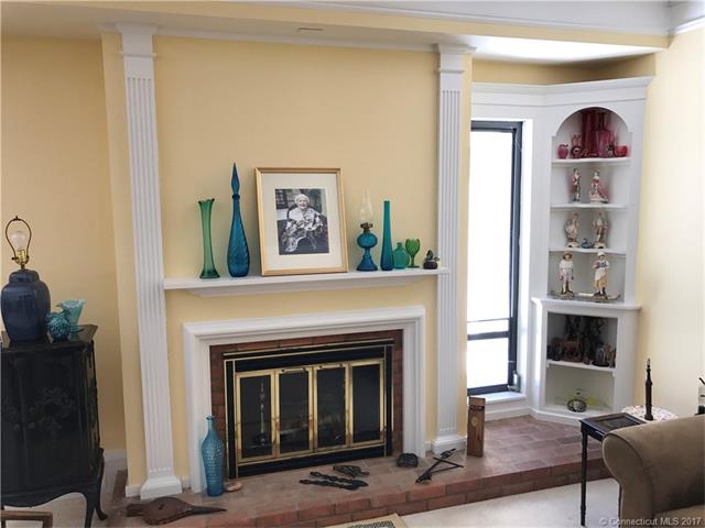 753Heritage Vlg #B, Southbury, CT 06488