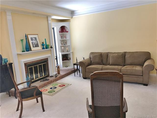 753Heritage Vlg #B, Southbury, CT 06488