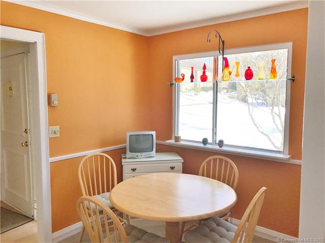 753Heritage Vlg #B, Southbury, CT 06488