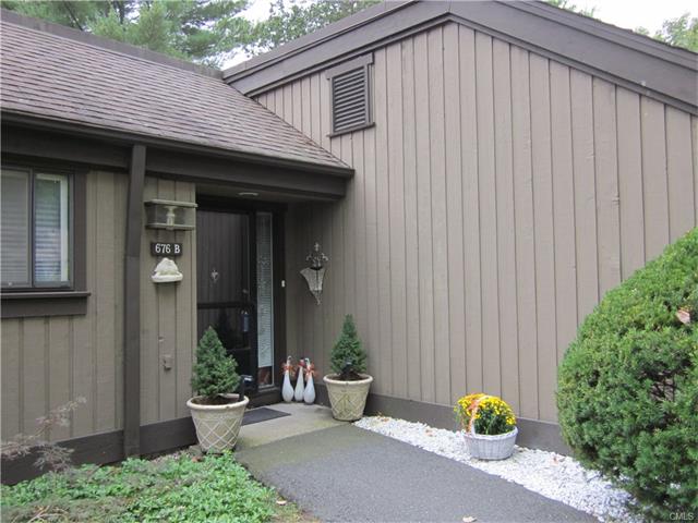 676 Heritage Village, Southbury, CT 06488