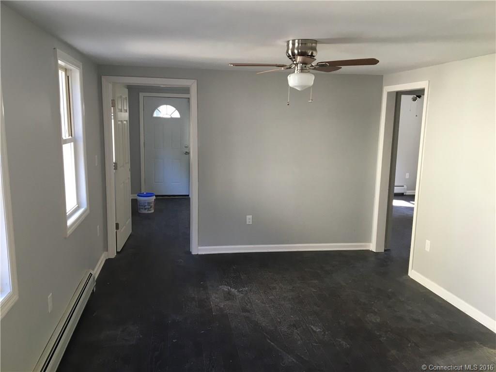52 Academy St, Southington, CT 06489