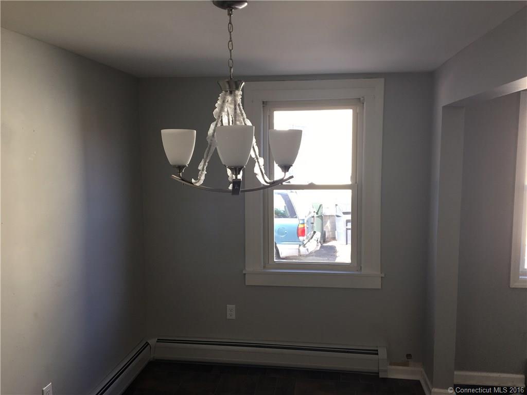 52 Academy St, Southington, CT 06489