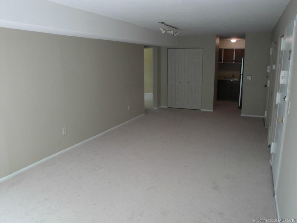 500 Darling St, Southington, CT 06489