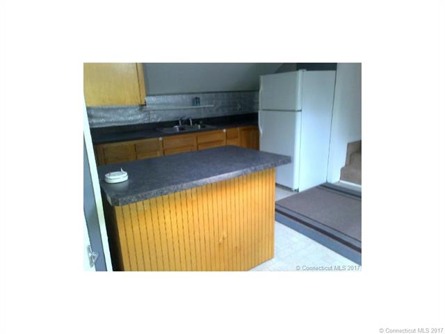 457 Main St, Southington, CT 06489