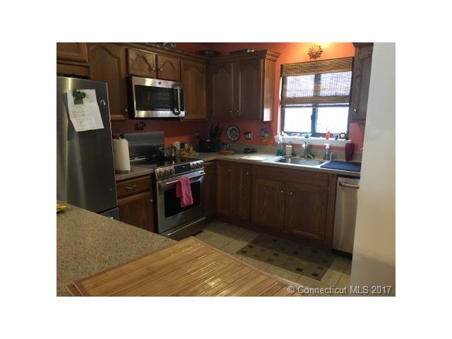 550 Darling St, Southington, CT 06489