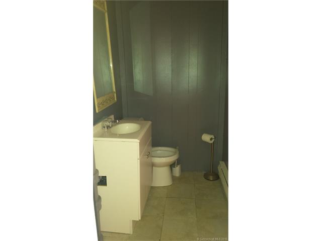 438 Colony St, Wallingford, CT 06492