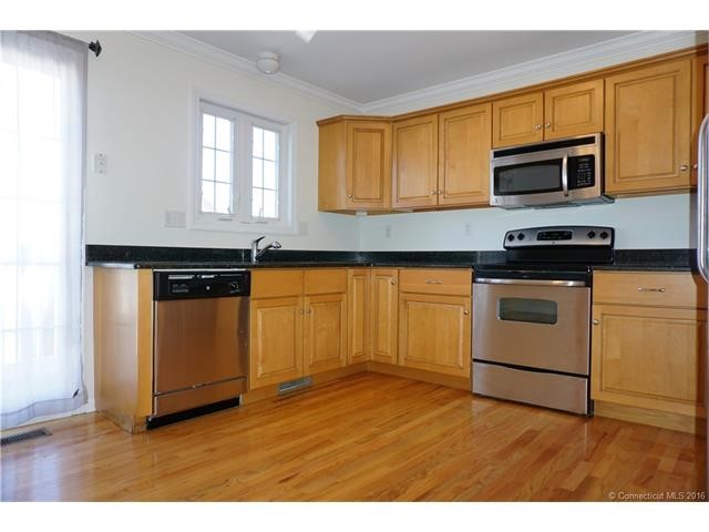 2Fern Ave #9, Wallingford, CT 06492