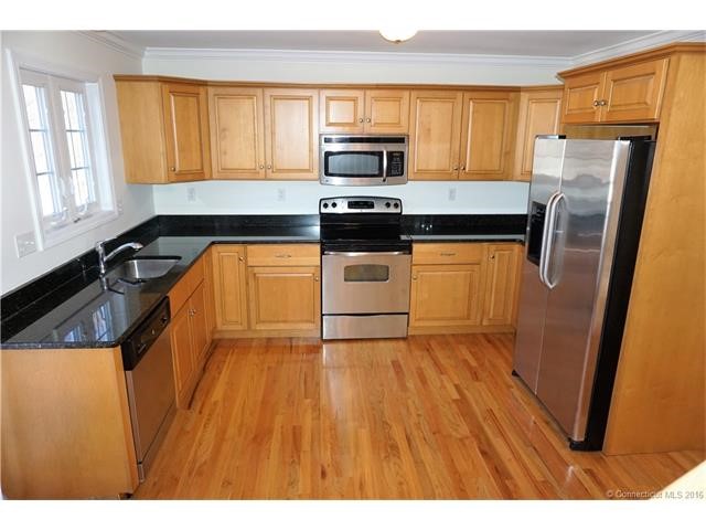 2Fern Ave #9, Wallingford, CT 06492