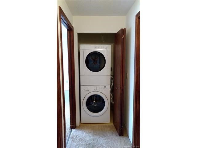 42Putter Dr #506, Wallingford, CT 06492