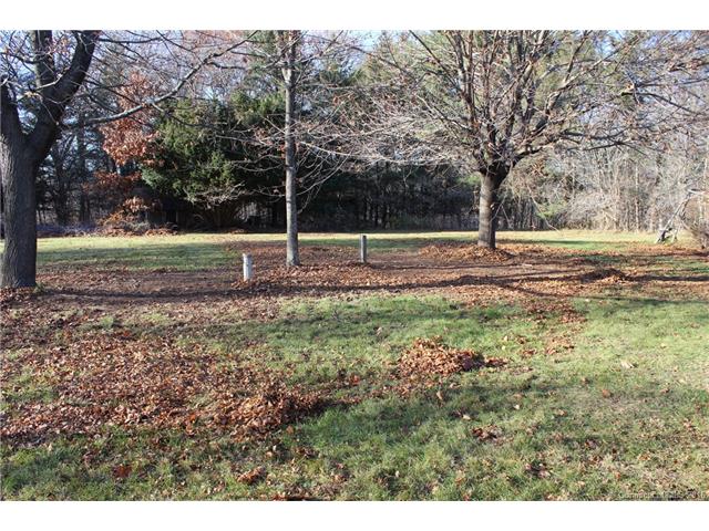 55 Thorpe Ave, Wallingford, CT 06492