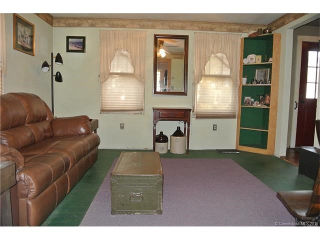 377Church St, Wallingford, CT 06492
