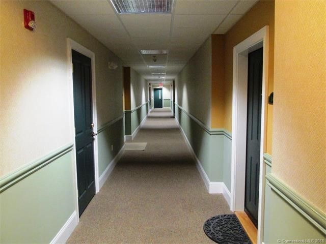 380Main St #30, Wallingford, CT 06492