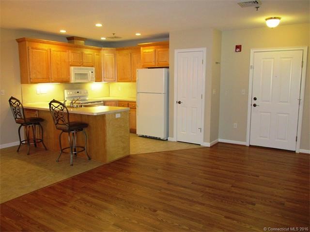 380Main St #30, Wallingford, CT 06492