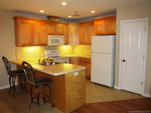 380Main St #30, Wallingford, CT 06492