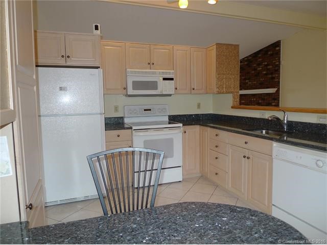 406Pilgrim's Hbr #406, Wallingford, CT 06492