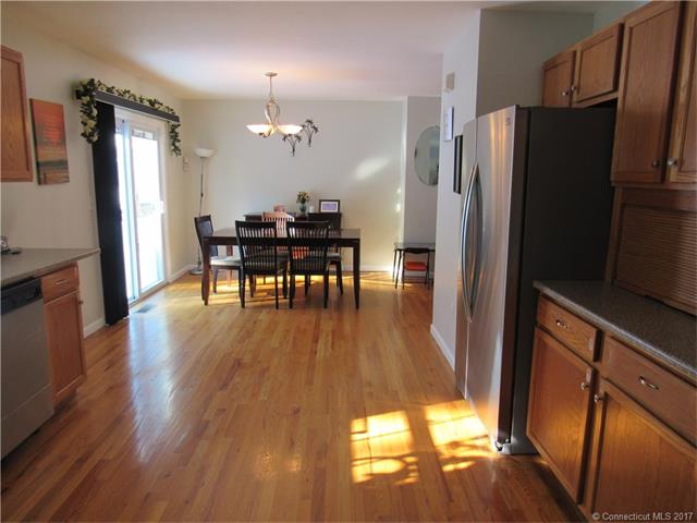 46 Angela Dr, Wallingford, CT 06492