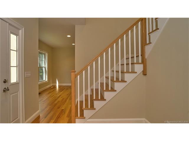 630 Old Clinton Rd, Westbrook, CT 06498