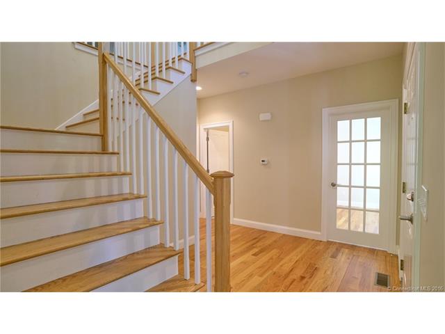 630 Old Clinton Rd, Westbrook, CT 06498