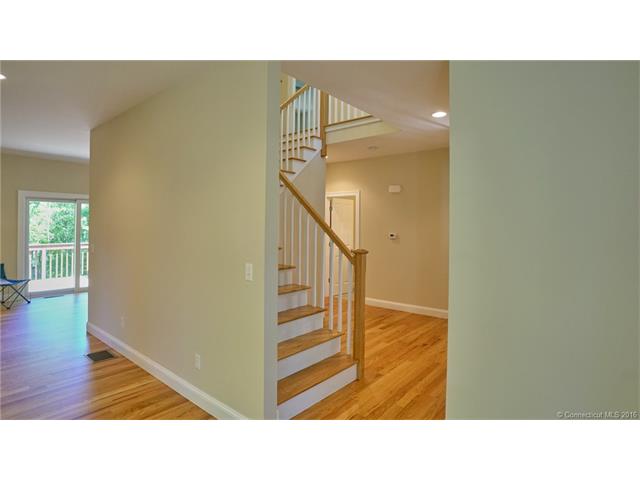 630 Old Clinton Rd, Westbrook, CT 06498