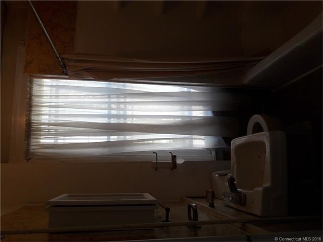 140Howe St #2nd Floor, New Haven, CT 06511