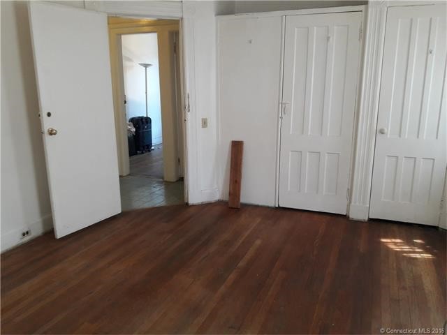 140Howe St #2nd Floor, New Haven, CT 06511