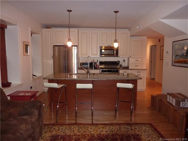 629 Chapel St, New Haven, CT 06511