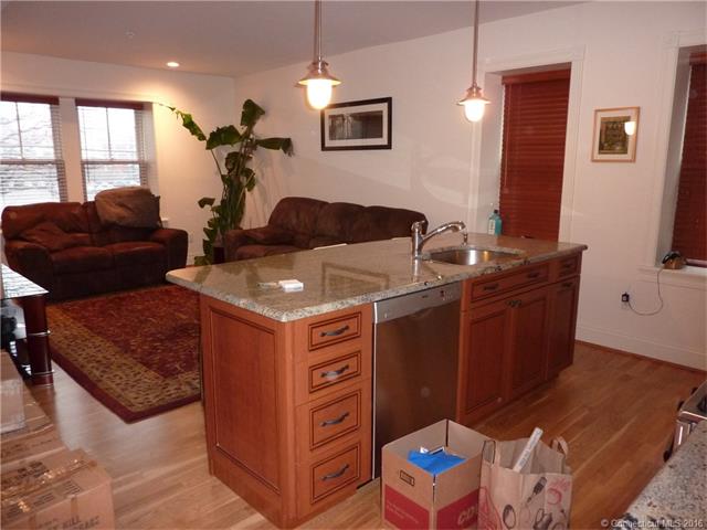 629 Chapel St, New Haven, CT 06511