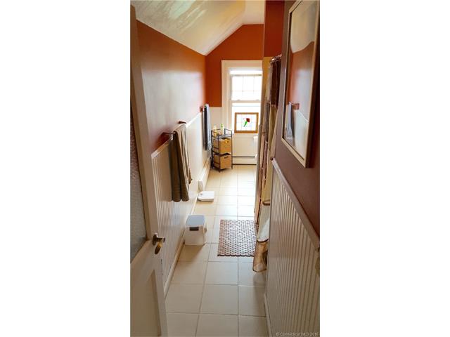 596 Prospect St, New Haven, CT 06511