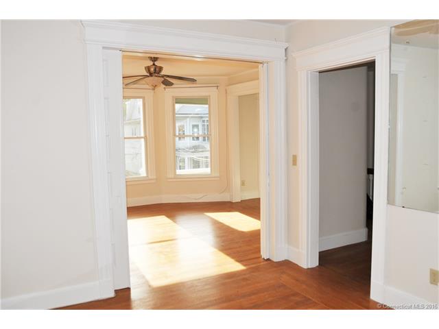 91 Avon St, New Haven, CT 06511