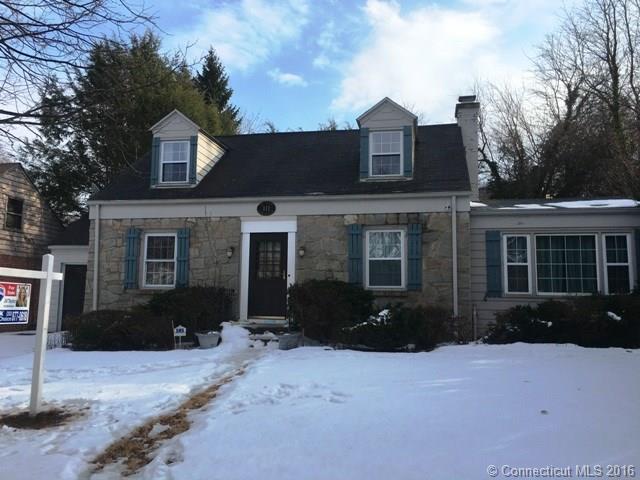 111 Roger White Dr, New Haven, CT 06511