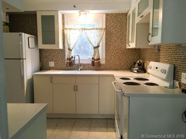 111 Roger White Dr, New Haven, CT 06511