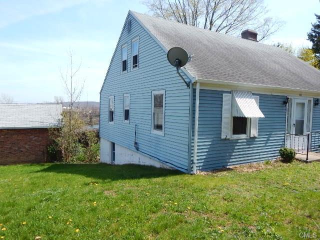 63 Maple Street, Hamden, CT 06511