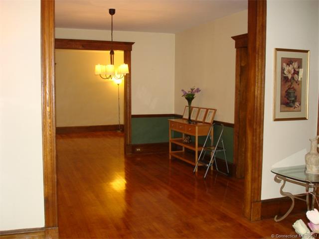 571Orange St, New Haven, CT 06511