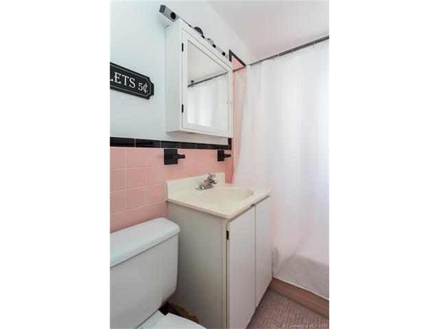 570 Whitney Ave, New Haven, CT 06511