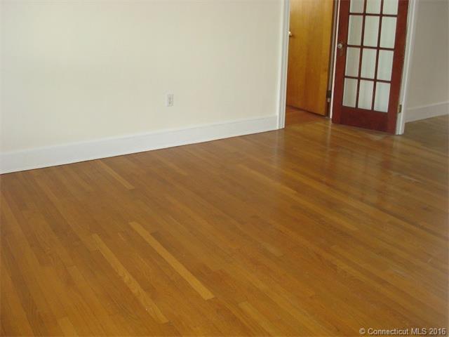 175 Charter Oak Ave, E Haven, CT 06512