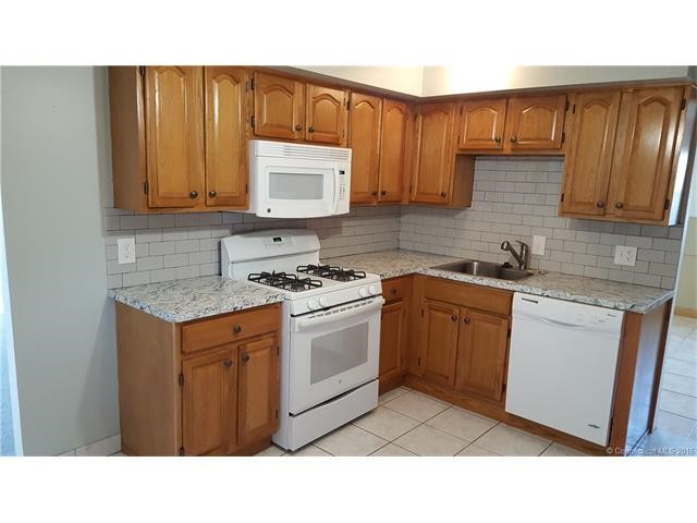 382Coe Ave, East Haven, CT 06512