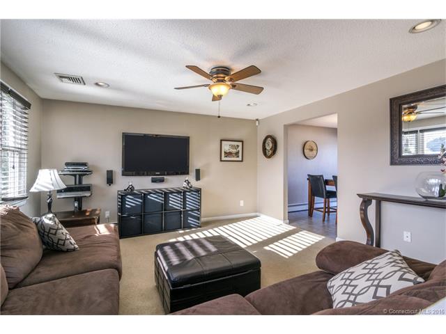 9 Austin Ave, E Haven, CT 06512