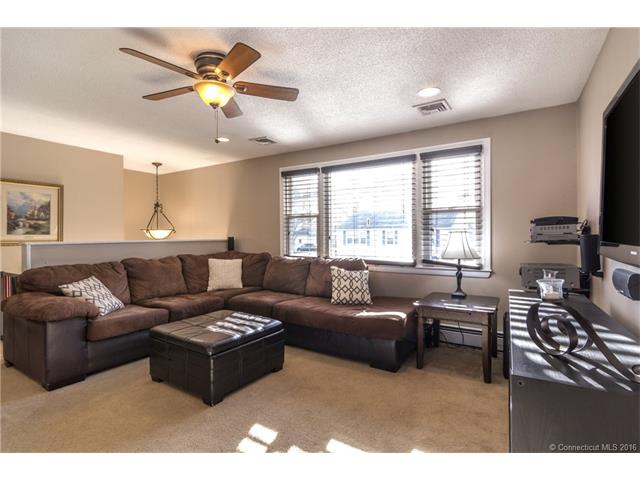9 Austin Ave, E Haven, CT 06512