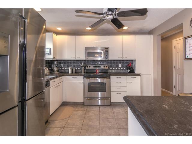 9 Austin Ave, E Haven, CT 06512