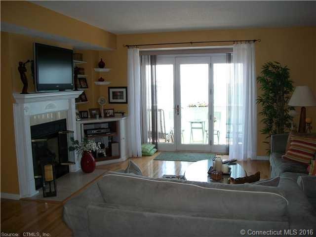 72Cosey Beach Ave #1, East Haven, CT 06512