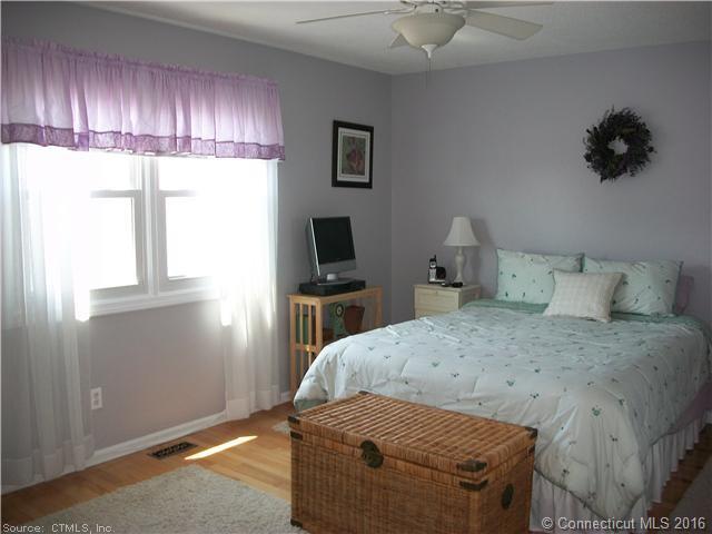 72Cosey Beach Ave #1, East Haven, CT 06512