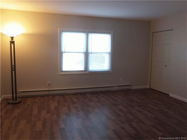3Roma St #D, East Haven, CT 06512