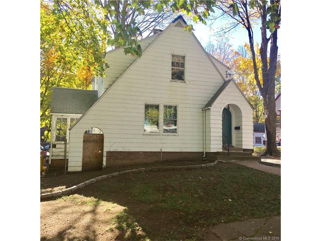 2 Tuttle Pl, E Haven, CT 06512