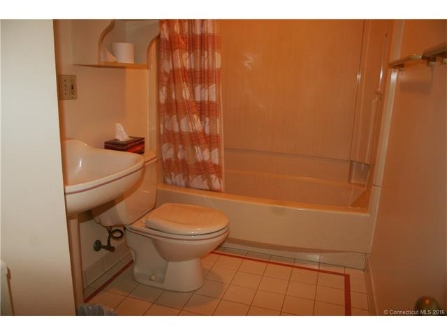 675Woodward Ave, New Haven, CT 06512