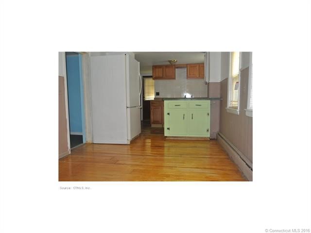 2Saint Andrew Ave, East Haven, CT 06512