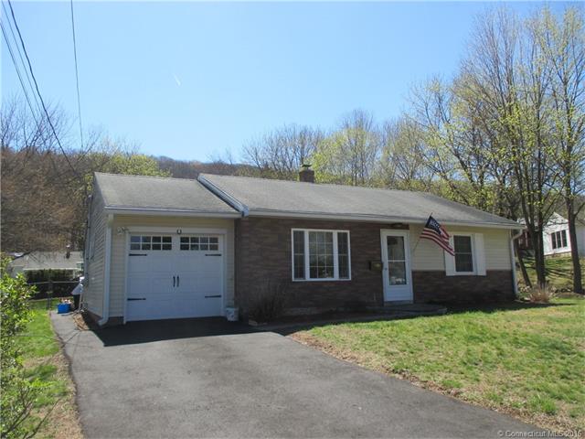 13 Clancy St, E Haven, CT 06512