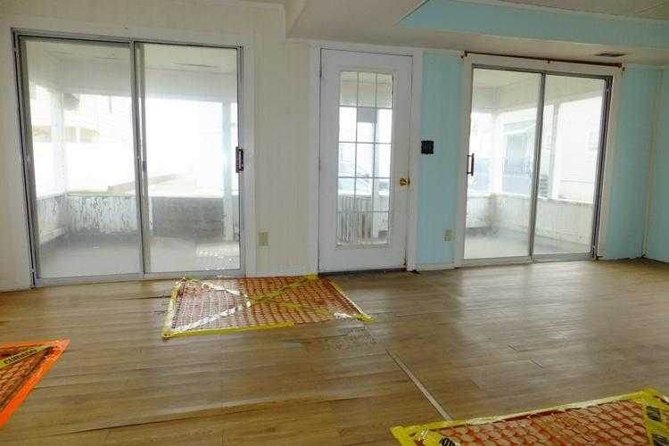 East Haven, CT 06512
