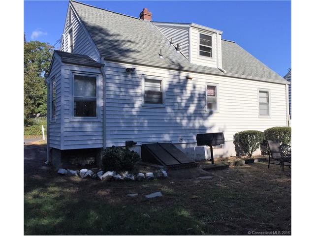 65 Burr St, E Haven, CT 06512
