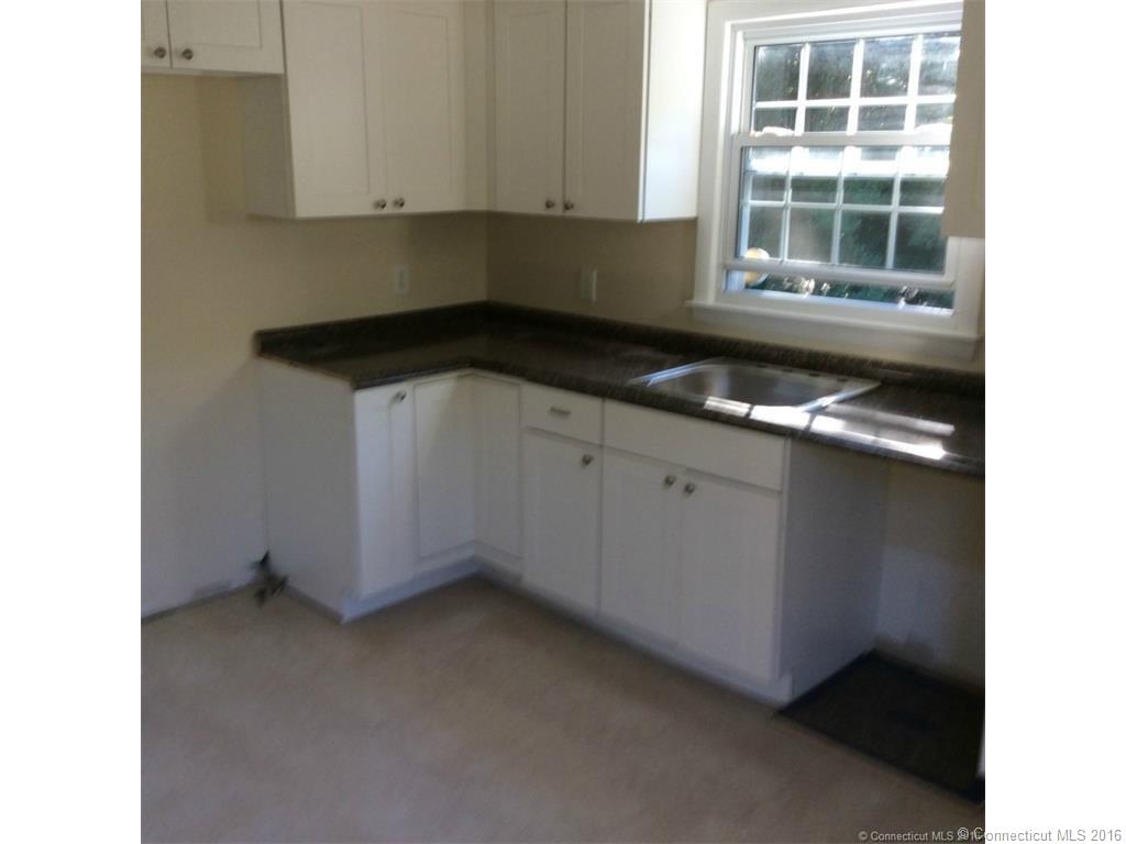 853 High St, E Haven, CT 06512